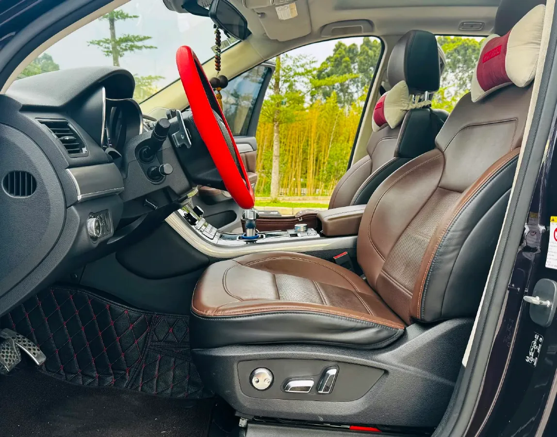 2017 Haval H8 2.0T 190HP L4 8AT,autocango,china used car exporter,china ev exporter,chinese used car exporter,chinese used ev exporter