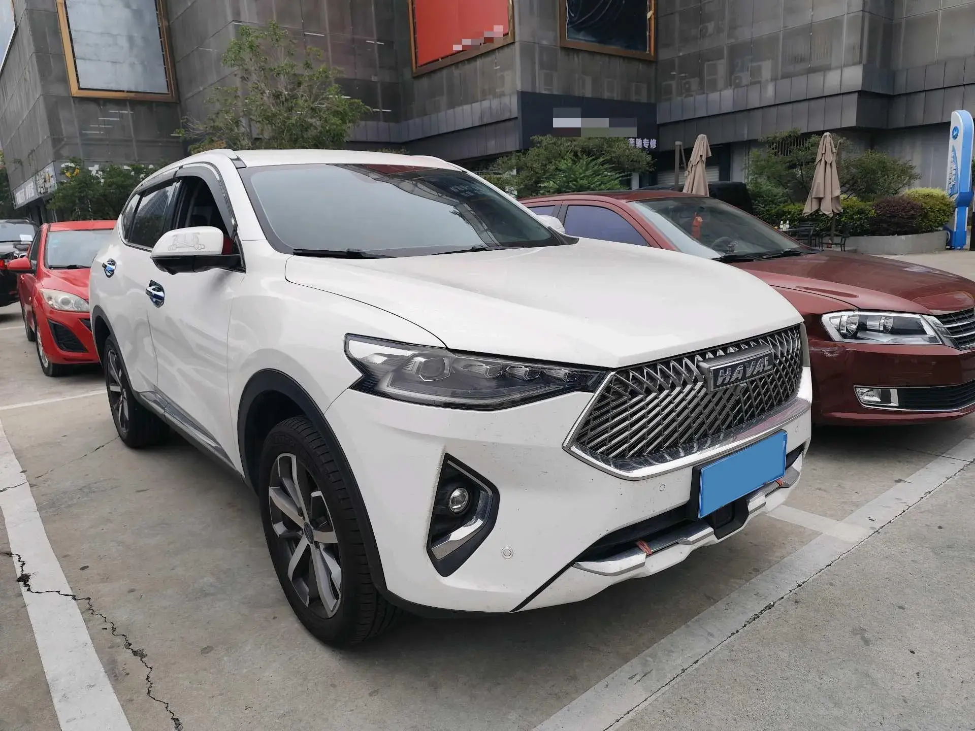 2020 HAVAL F7 thumbnail 3