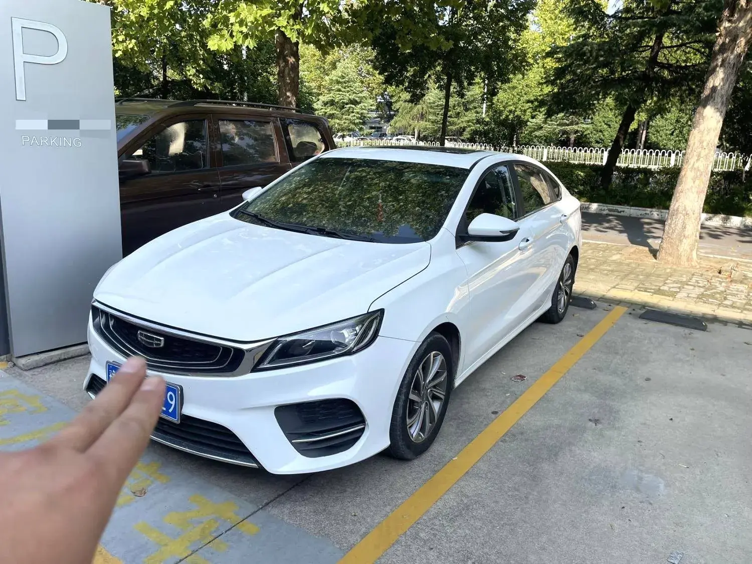 2019 GEELY BINRAY view 1