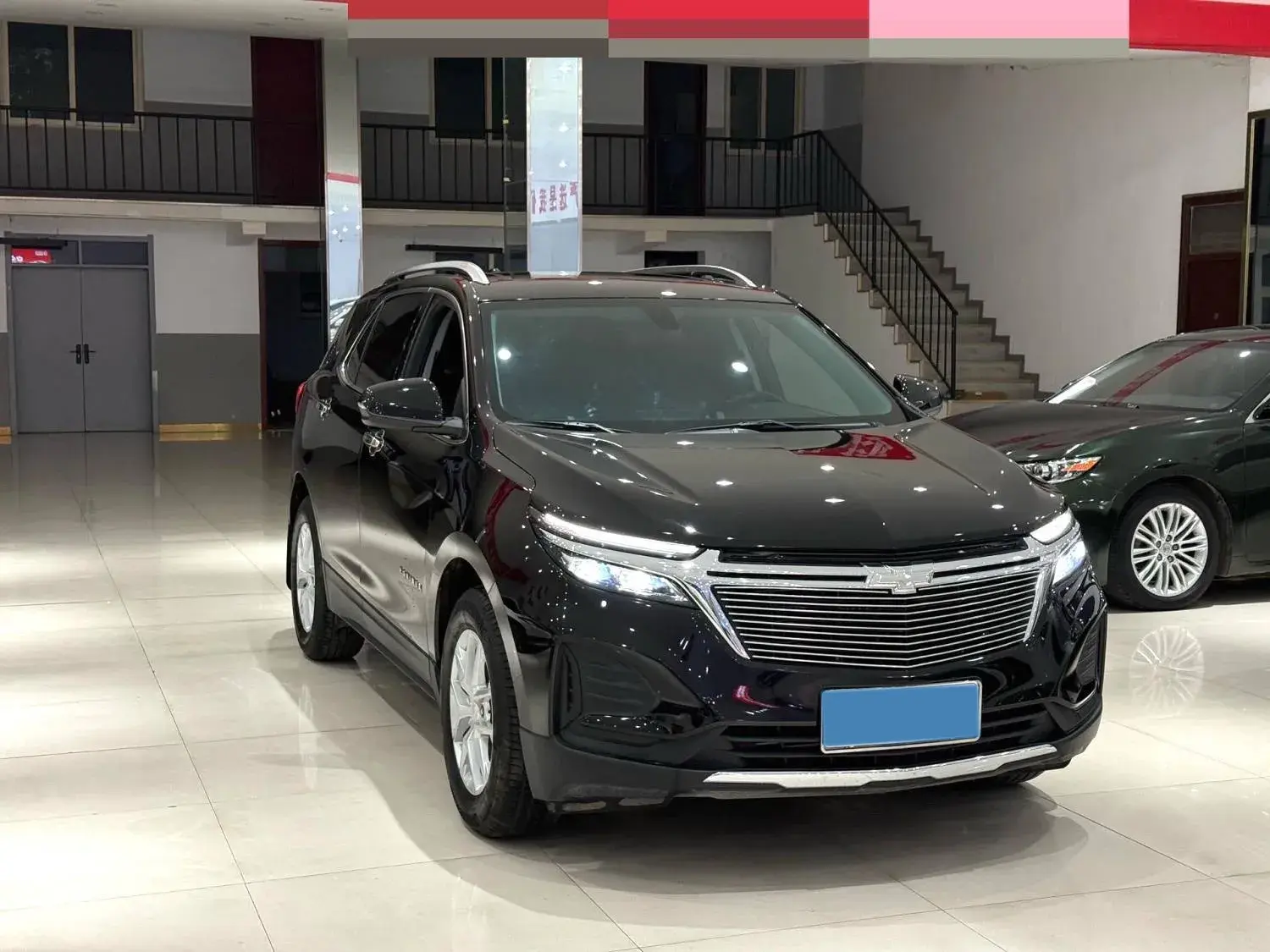 2022 CHEVROLET EQUINOX thumbnail 3