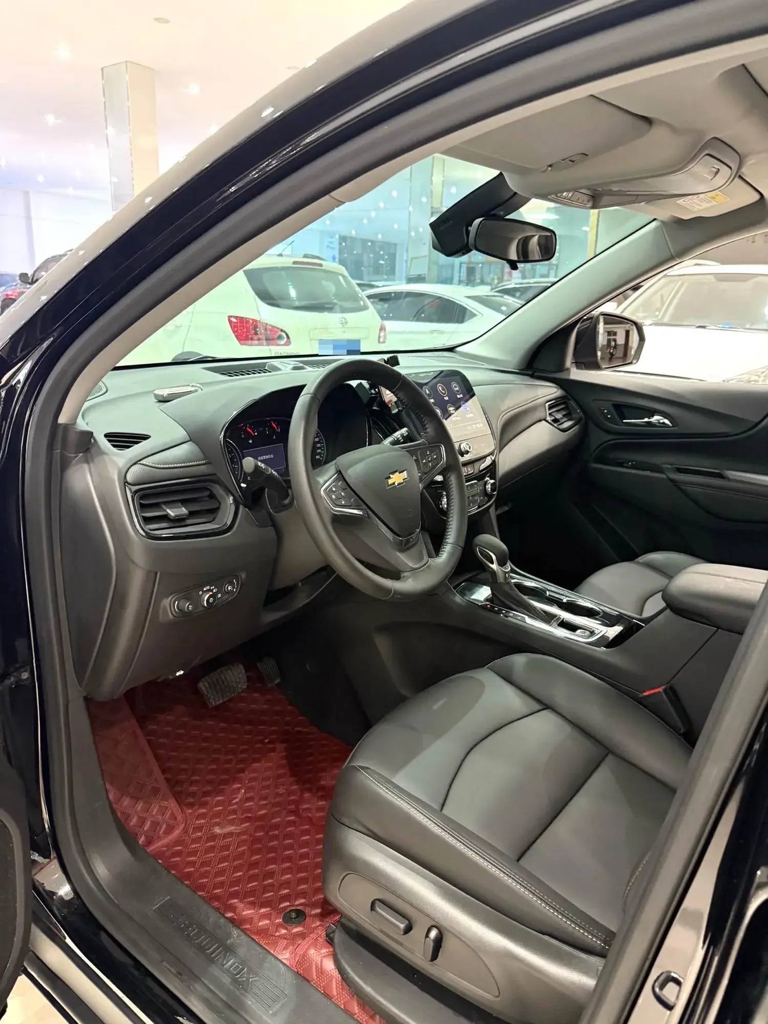 2022 CHEVROLET EQUINOX thumbnail 4