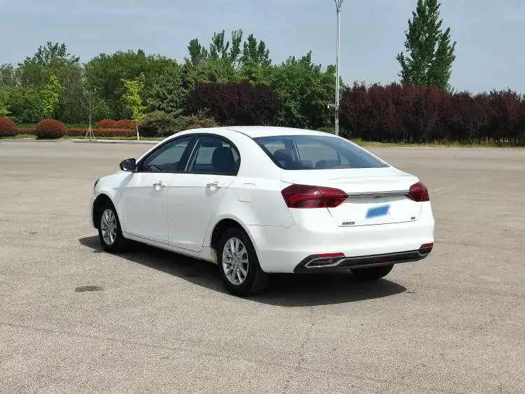 2020 GEELY EMGRAND thumbnail 4