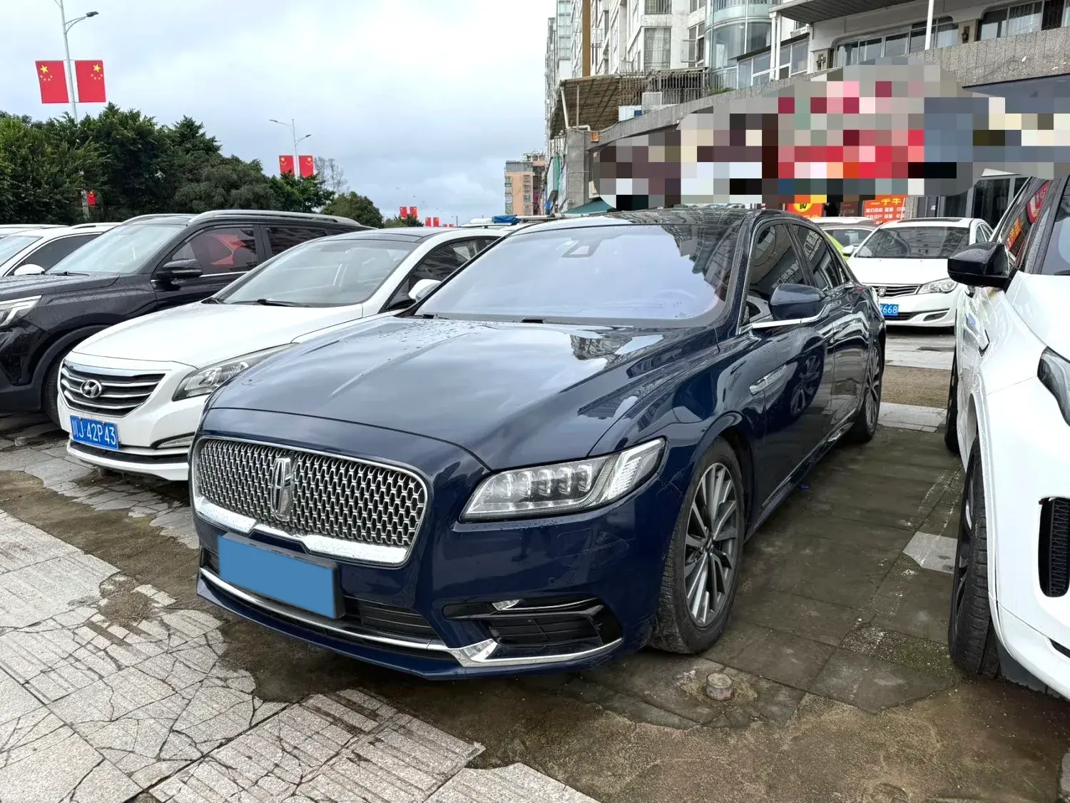 2019 LINCOLN CONTINENTAL view 1