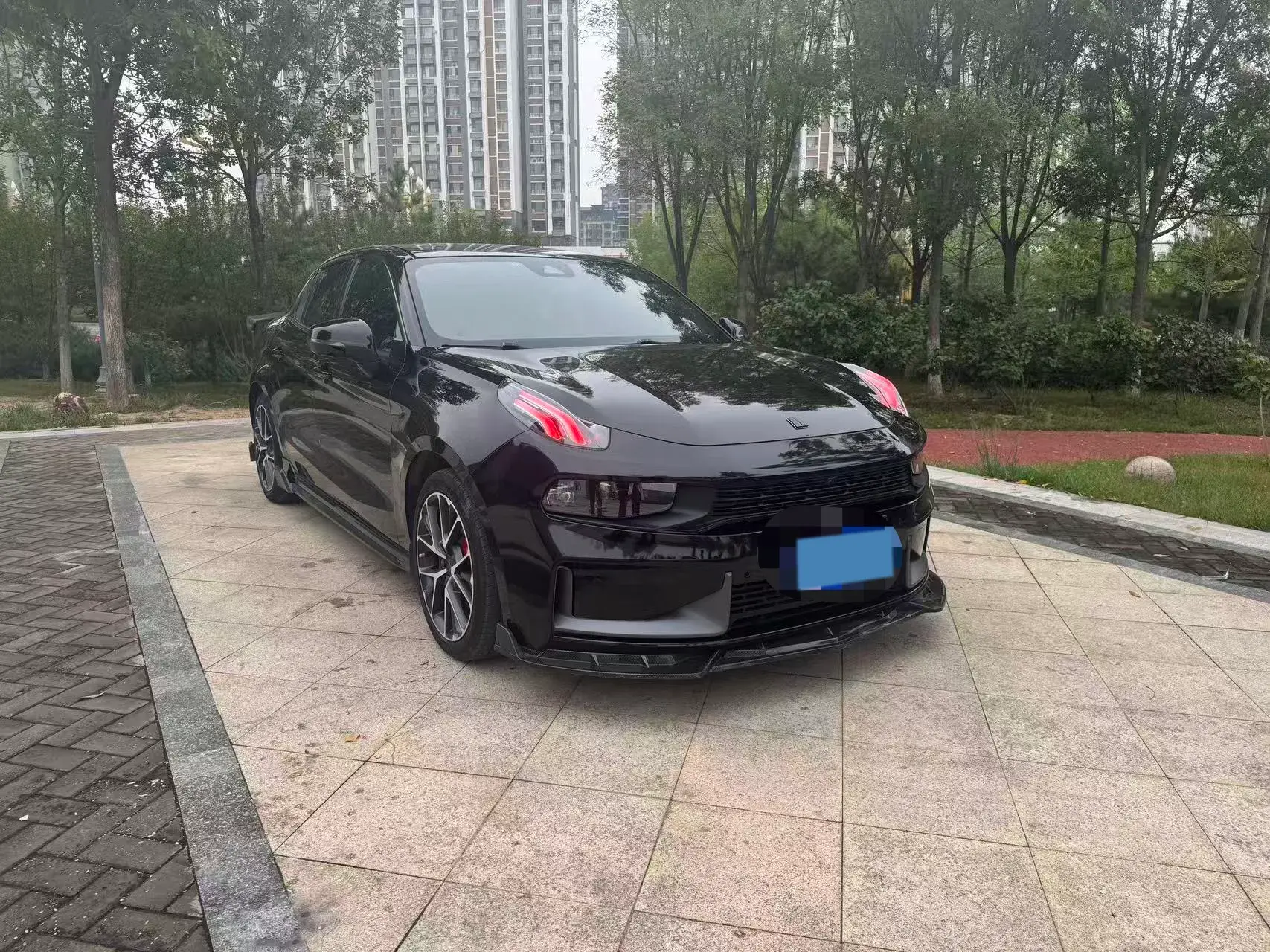 2021 LYNK&CO 03 thumbnail 3