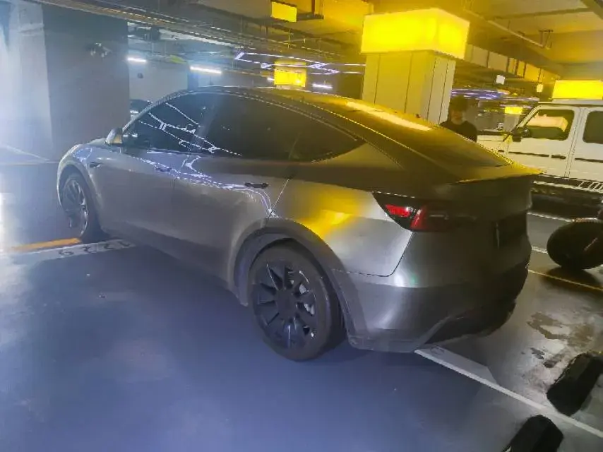 2022 TESLA MODEL thumbnail 4