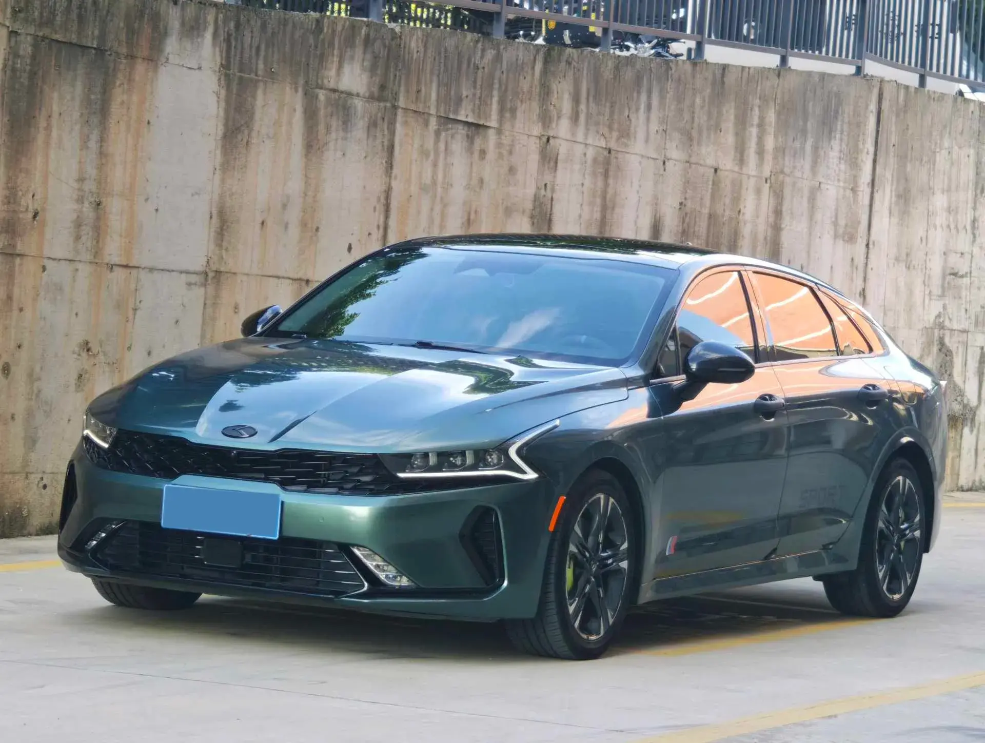 2020 KIA K5 view 1