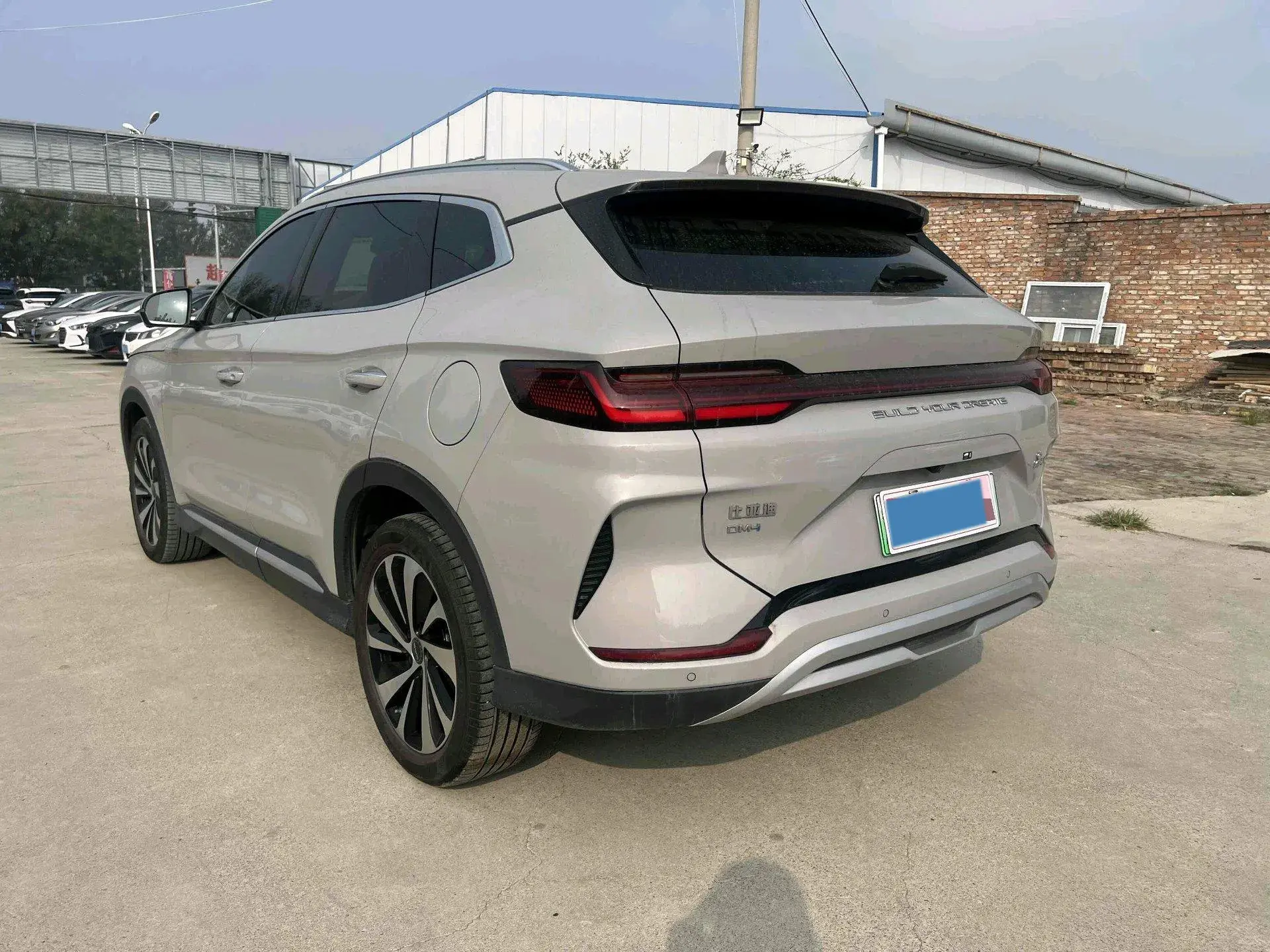 2024 BYD SONG thumbnail 4