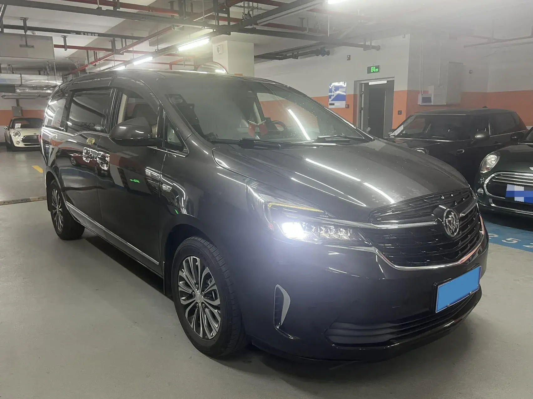 2021 BUICK GL8 thumbnail 3