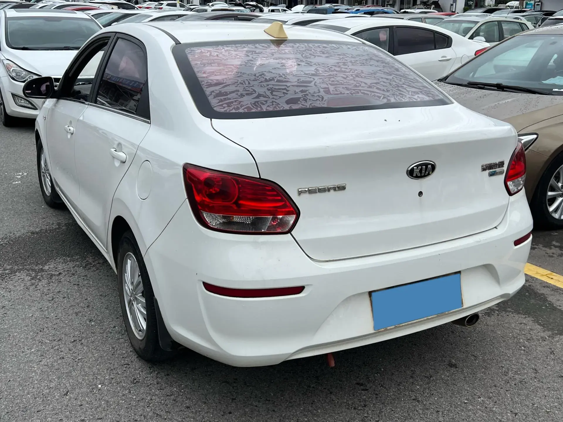 2017 KIA PEGAS thumbnail 4