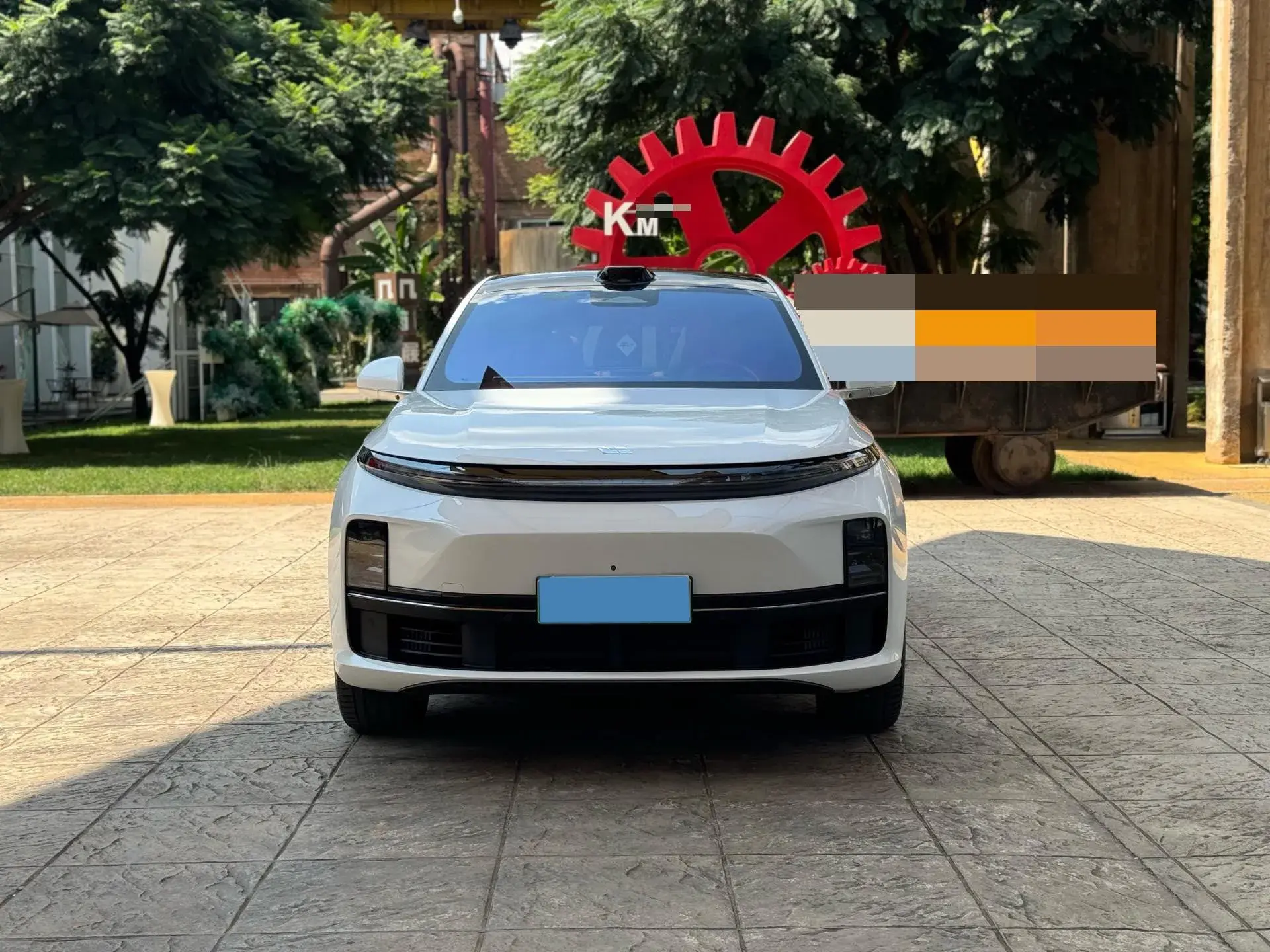 2023 LI L7 thumbnail 2