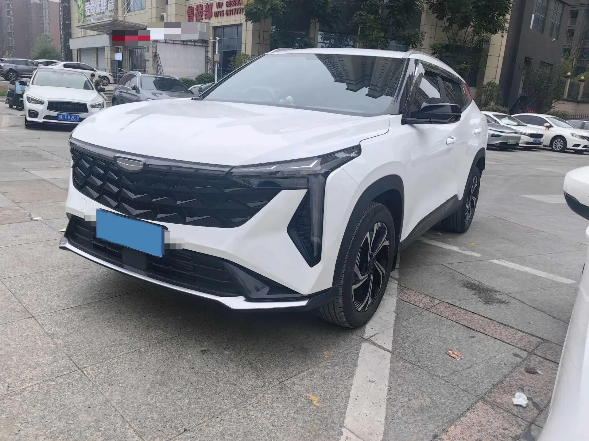 2023 GEELY AZKARRA view 1