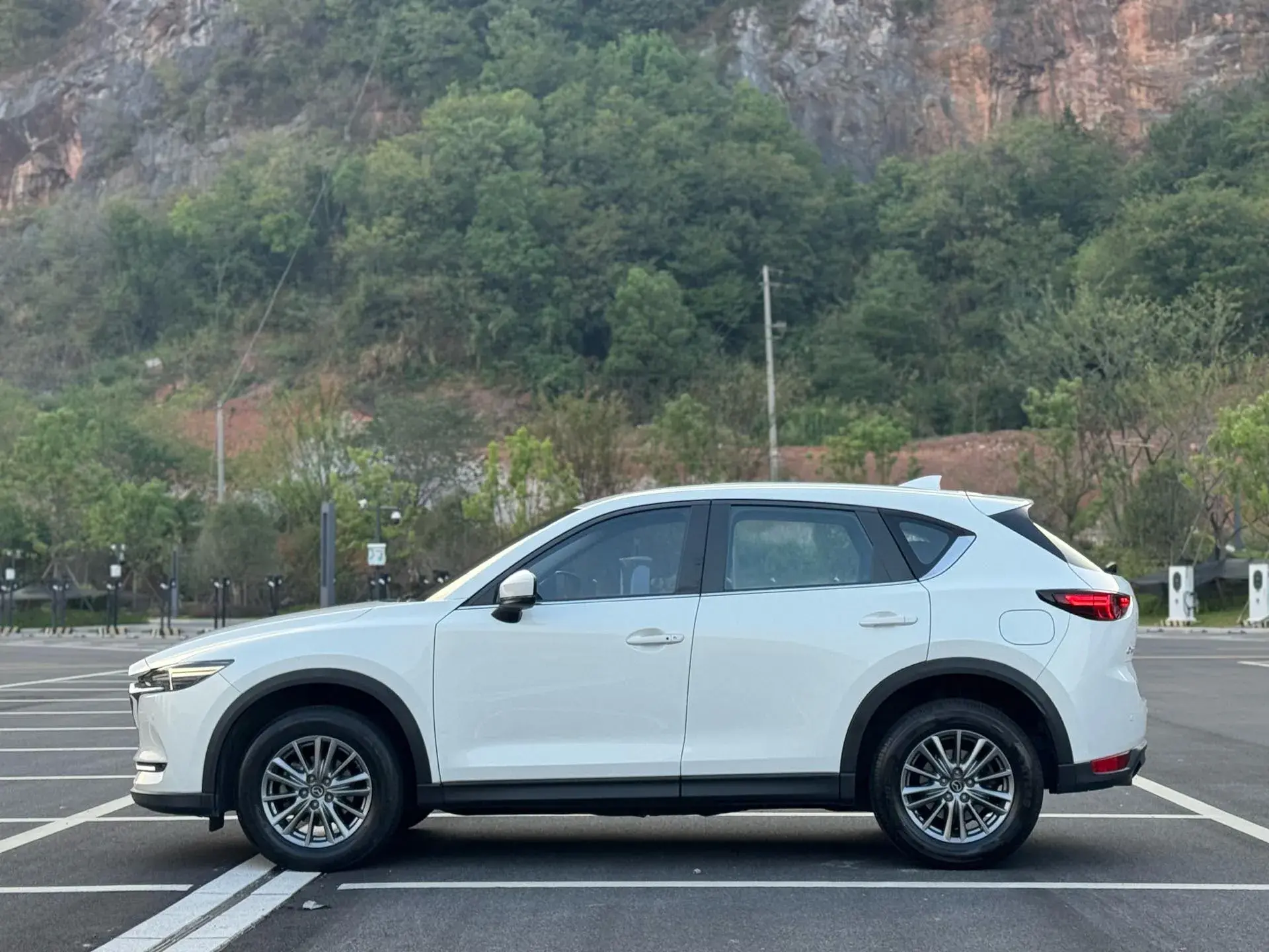 2017 MAZDA CX-5 thumbnail 3