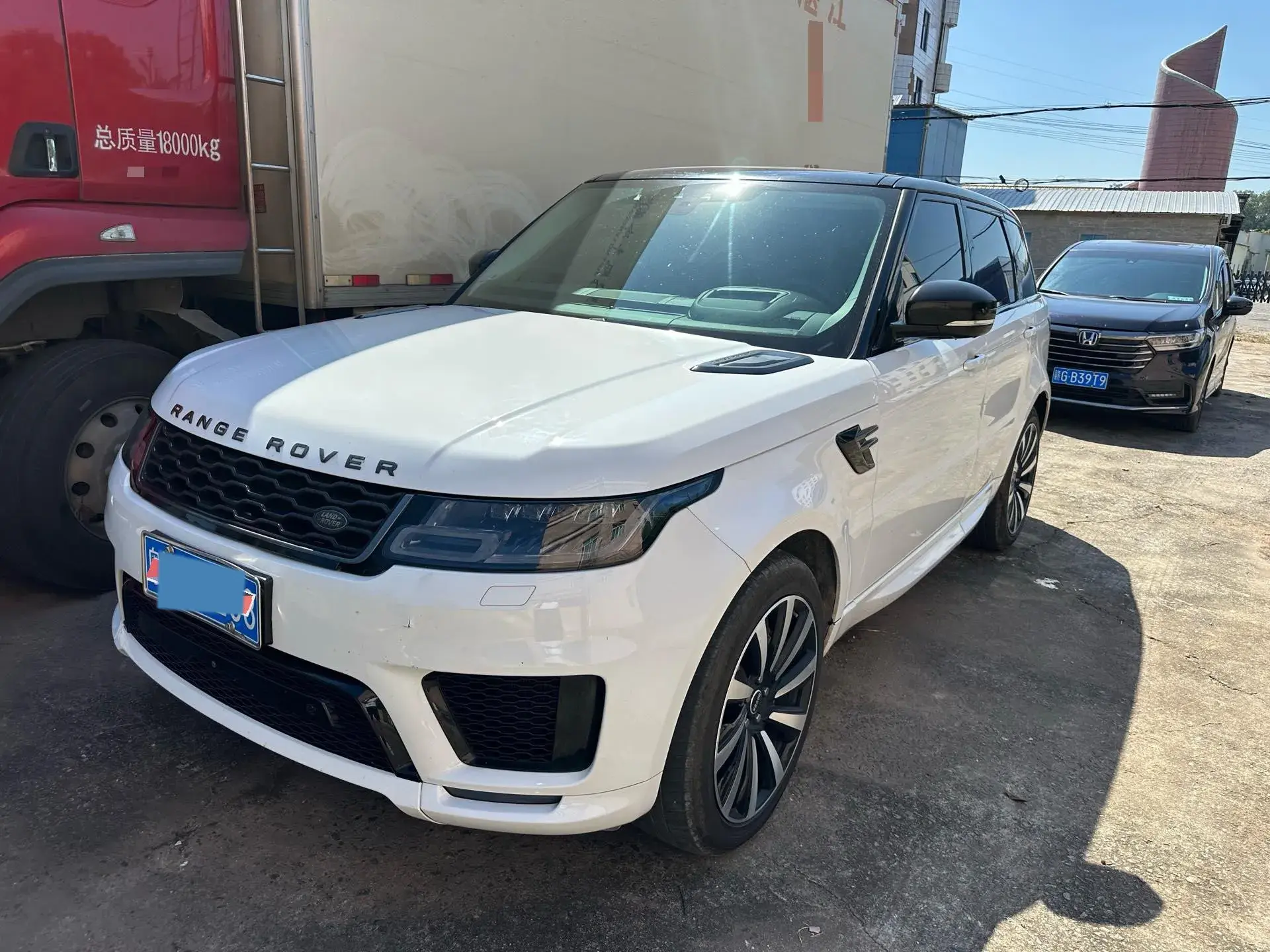 2020 LAND ROVER view 1
