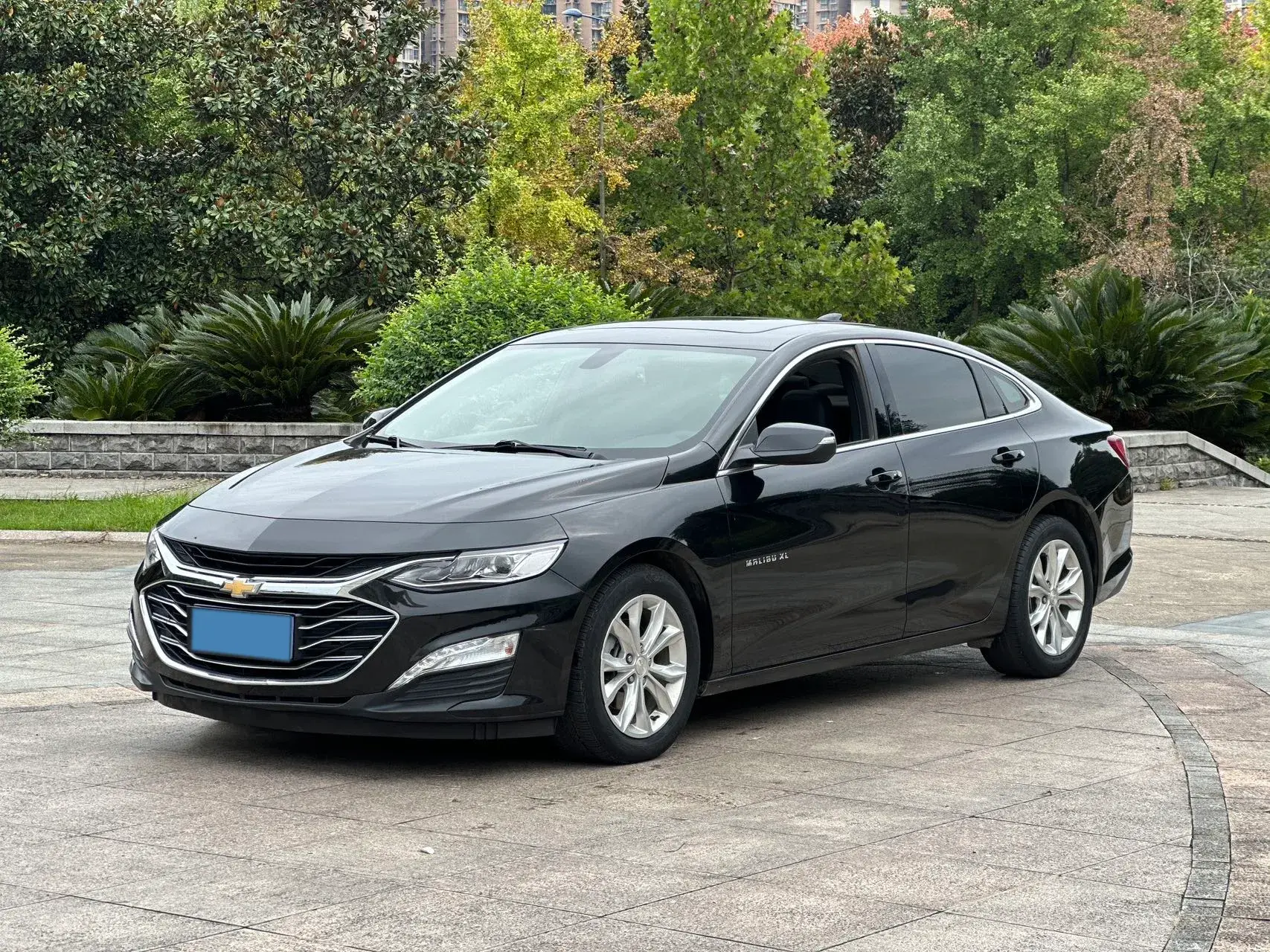 2021 CHEVROLET MALIBU view 1