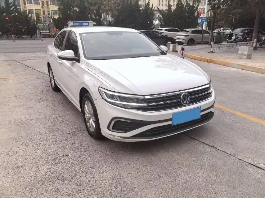 2023 VOLKSWAGEN BORA thumbnail 3