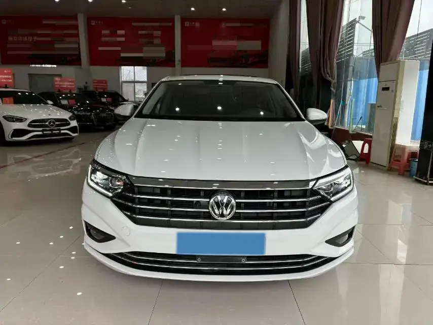 2020 VOLKSWAGEN SAGITAR thumbnail 2