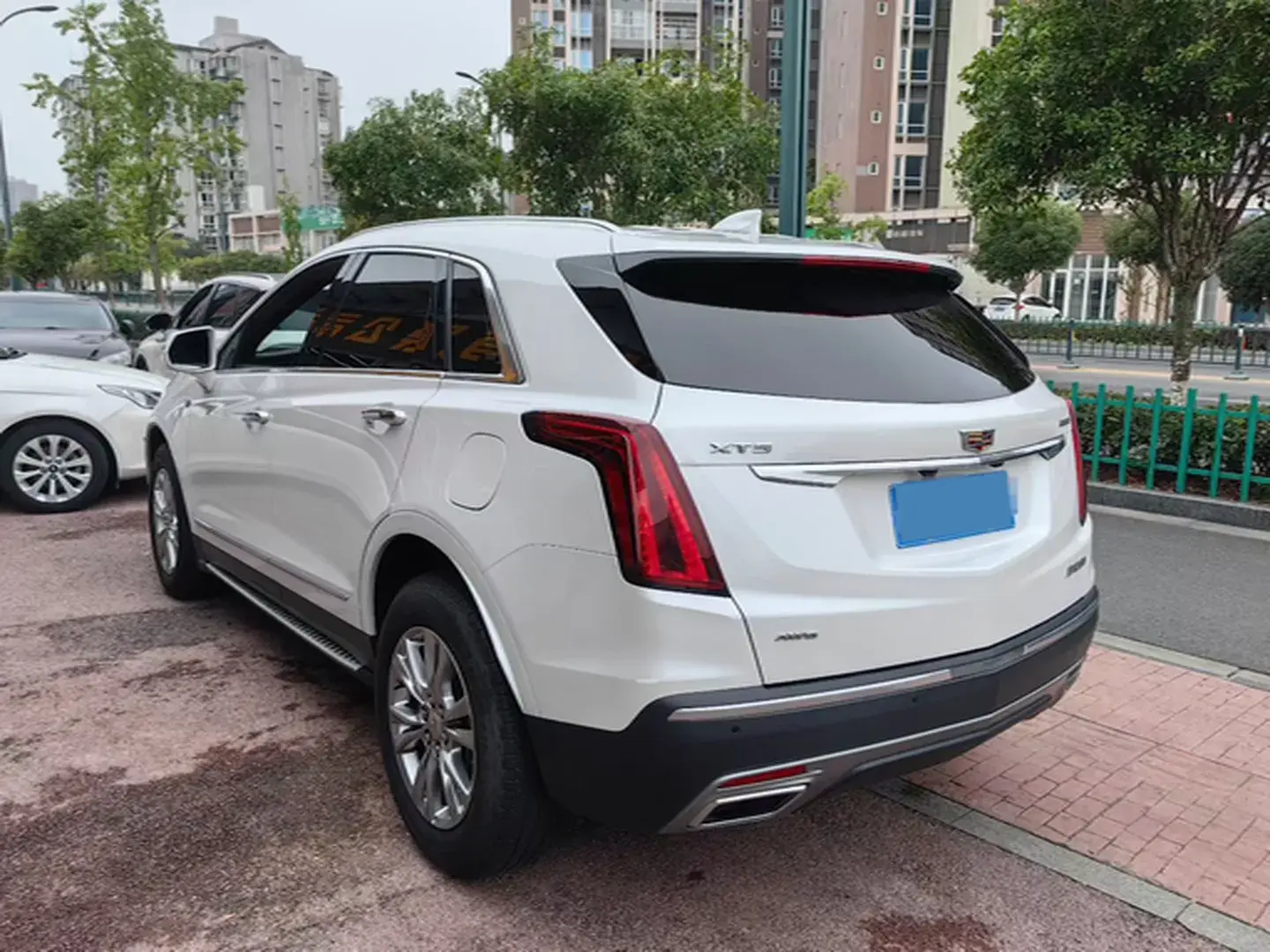 2020 CADILLAC XT5 thumbnail 3