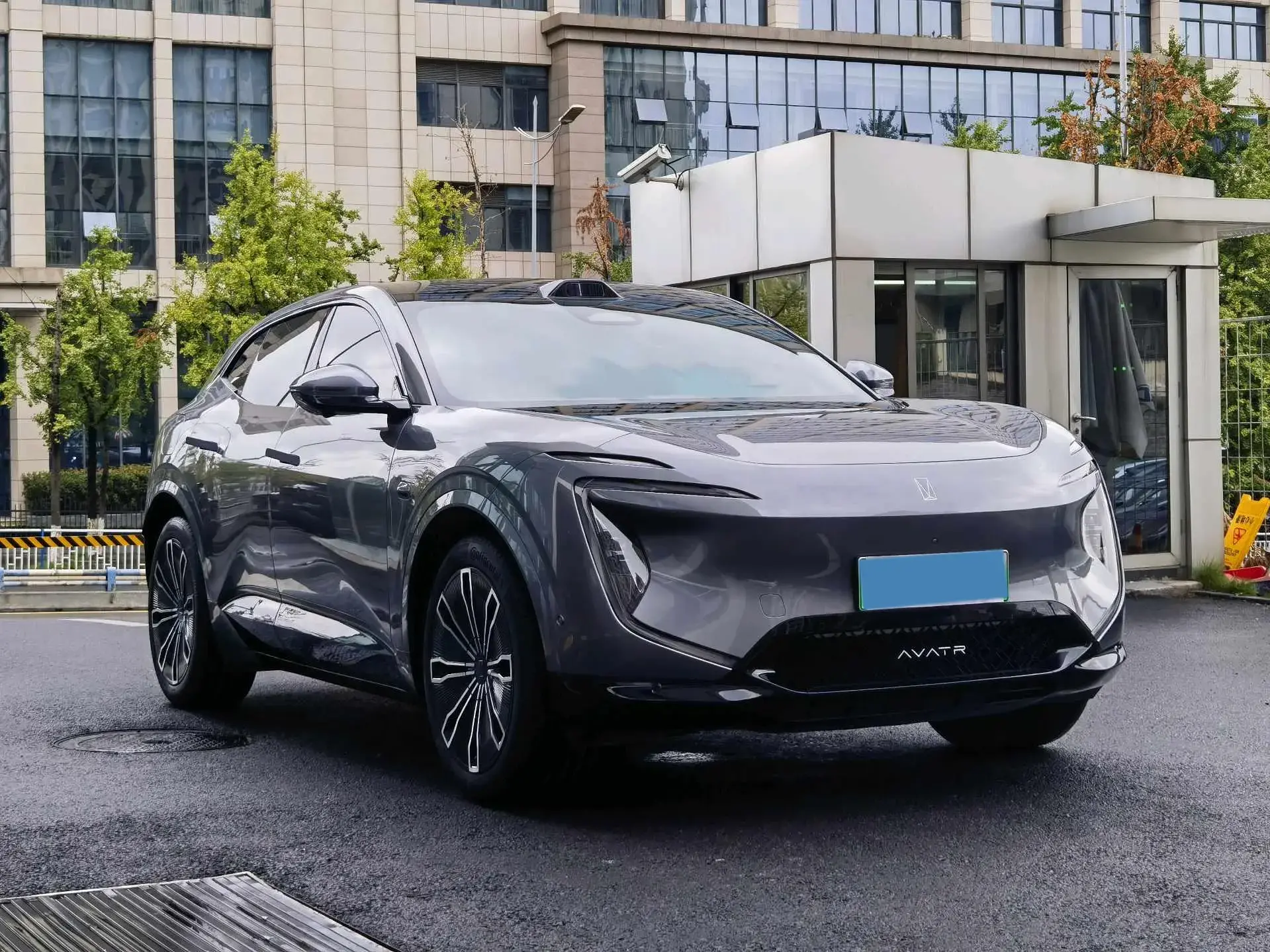 2024 AVATR 07 thumbnail 3