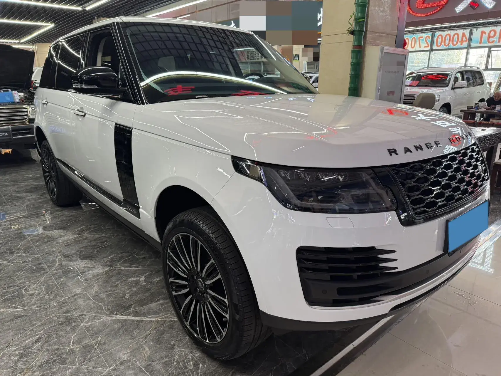2021 LAND ROVER thumbnail 2