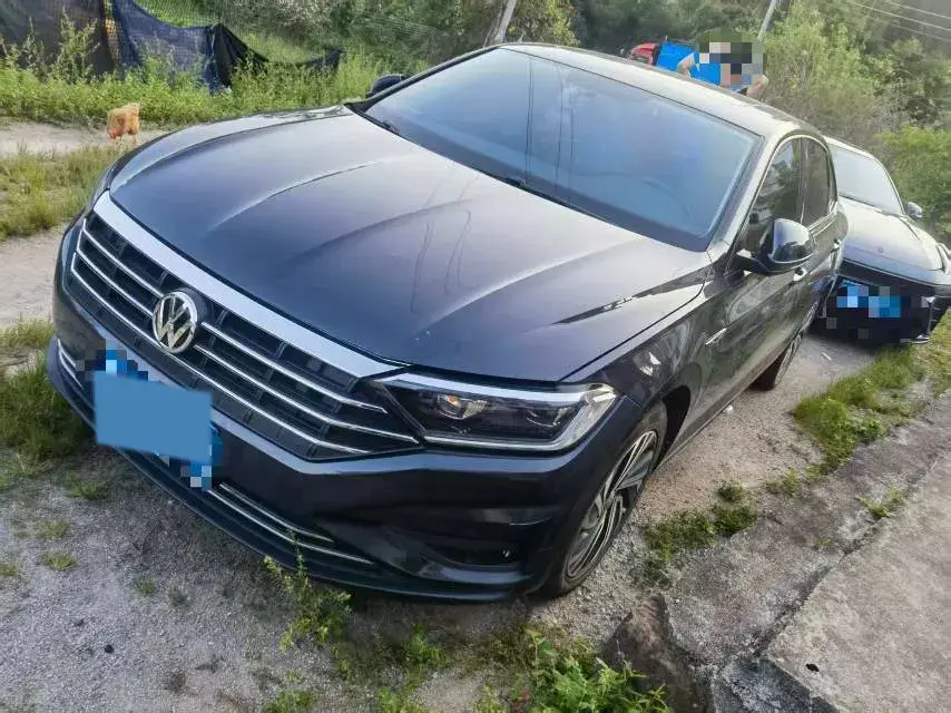 2022 VOLKSWAGEN SAGITAR view 1