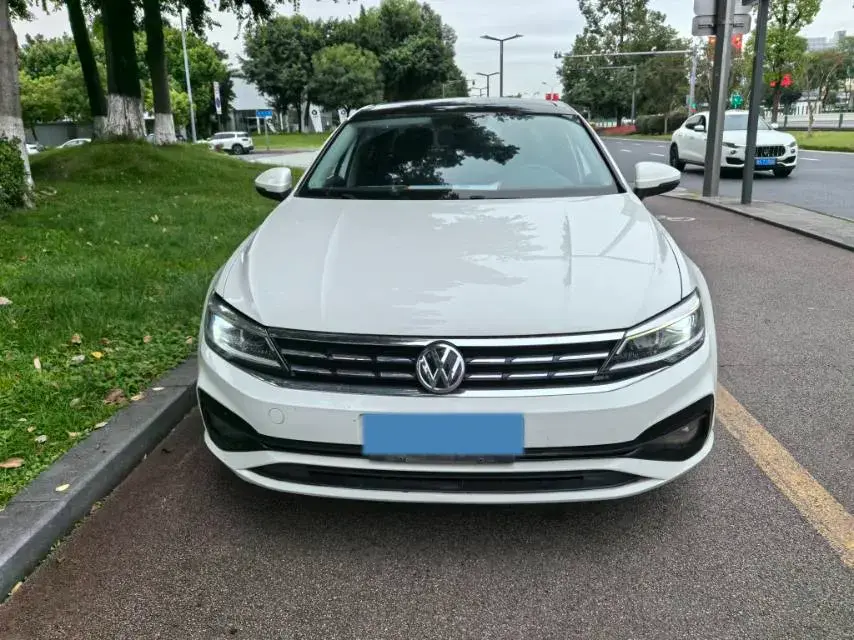 2021 VOLKSWAGEN LAMANDO thumbnail 2