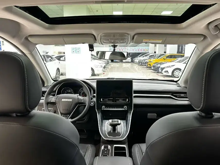 2021 HAVAL M6 thumbnail 4