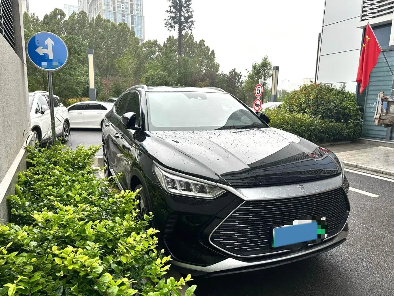 2022 BYD SONG thumbnail 2