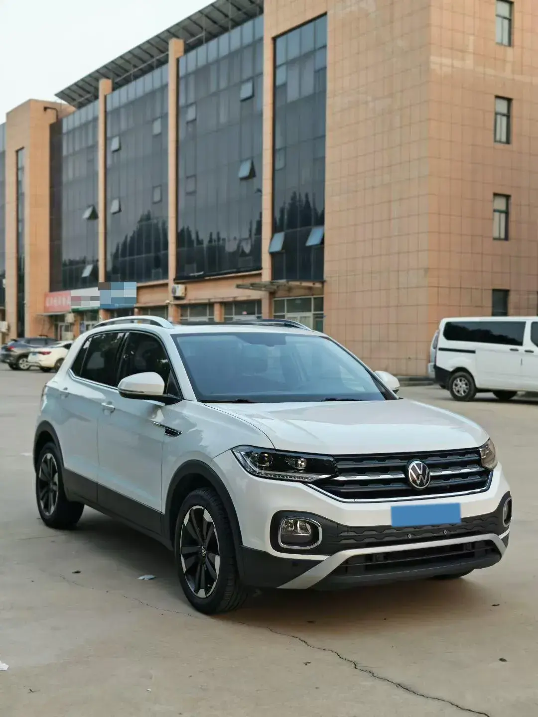 2023 VOLKSWAGEN TACQUA thumbnail 3