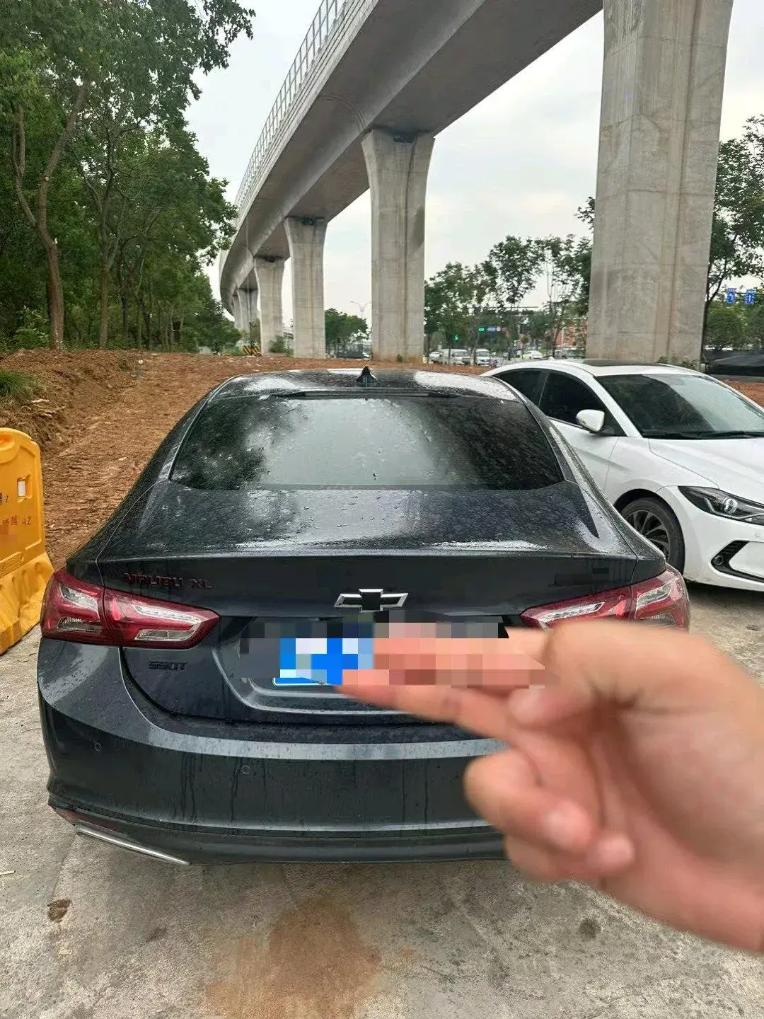 2022 CHEVROLET MALIBU thumbnail 3