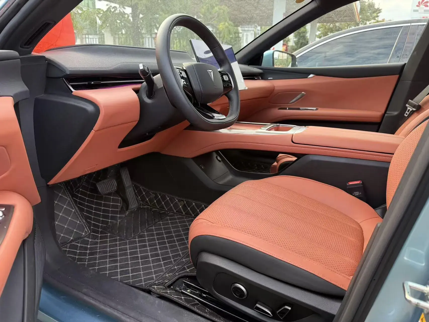 2024 DEEPAL L07 thumbnail 3