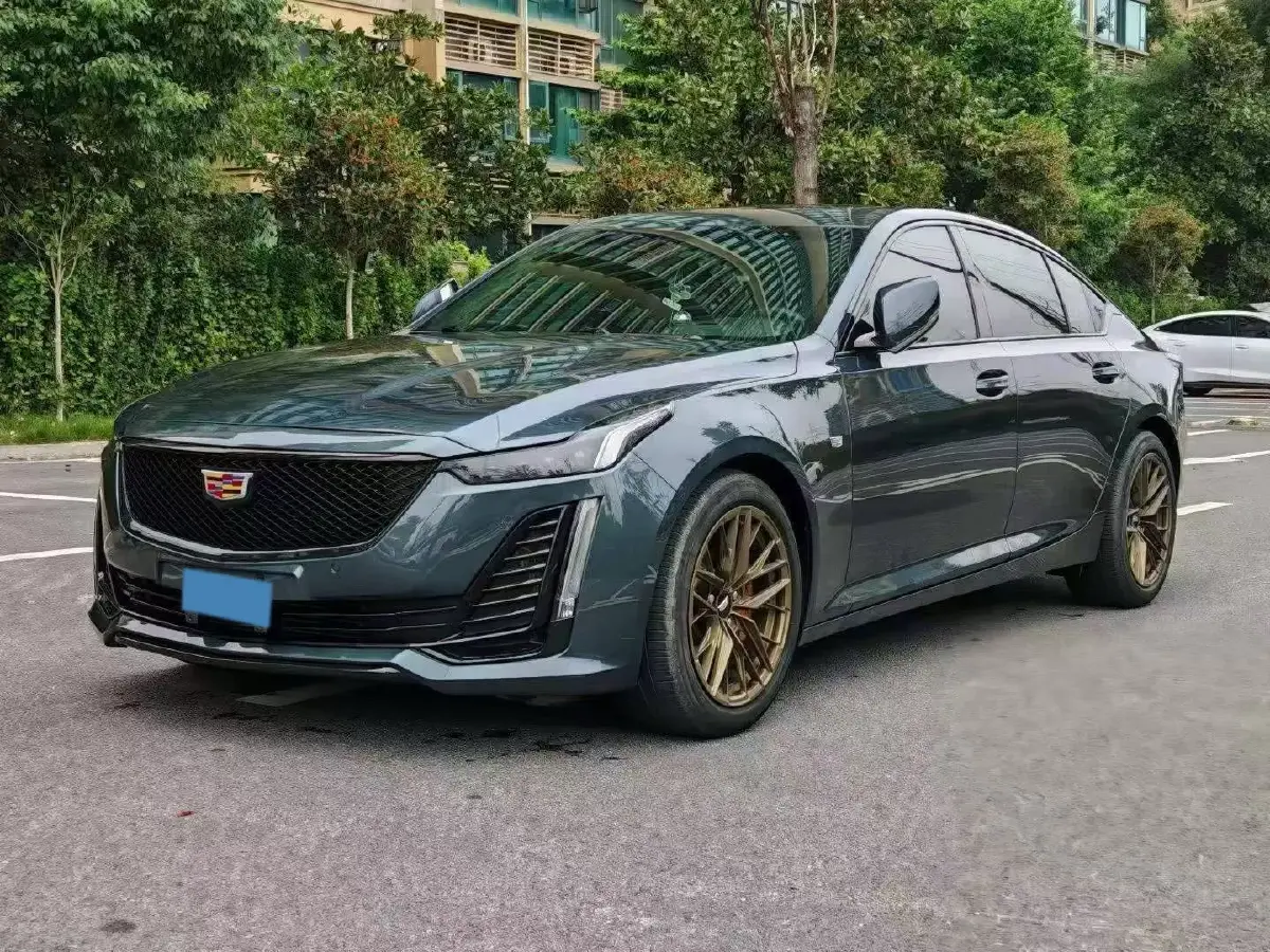 2021 Cadillac CT5 2.0T 237HP L4 10AT