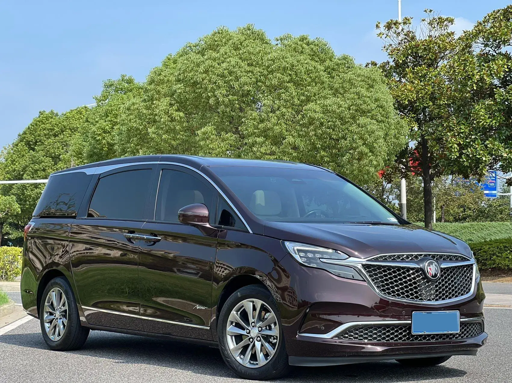 2022 BUICK GL8 thumbnail 3