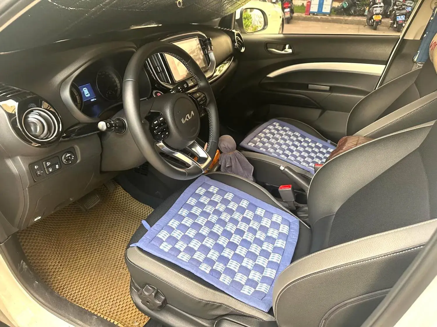 2021 KIA KX1 thumbnail 3