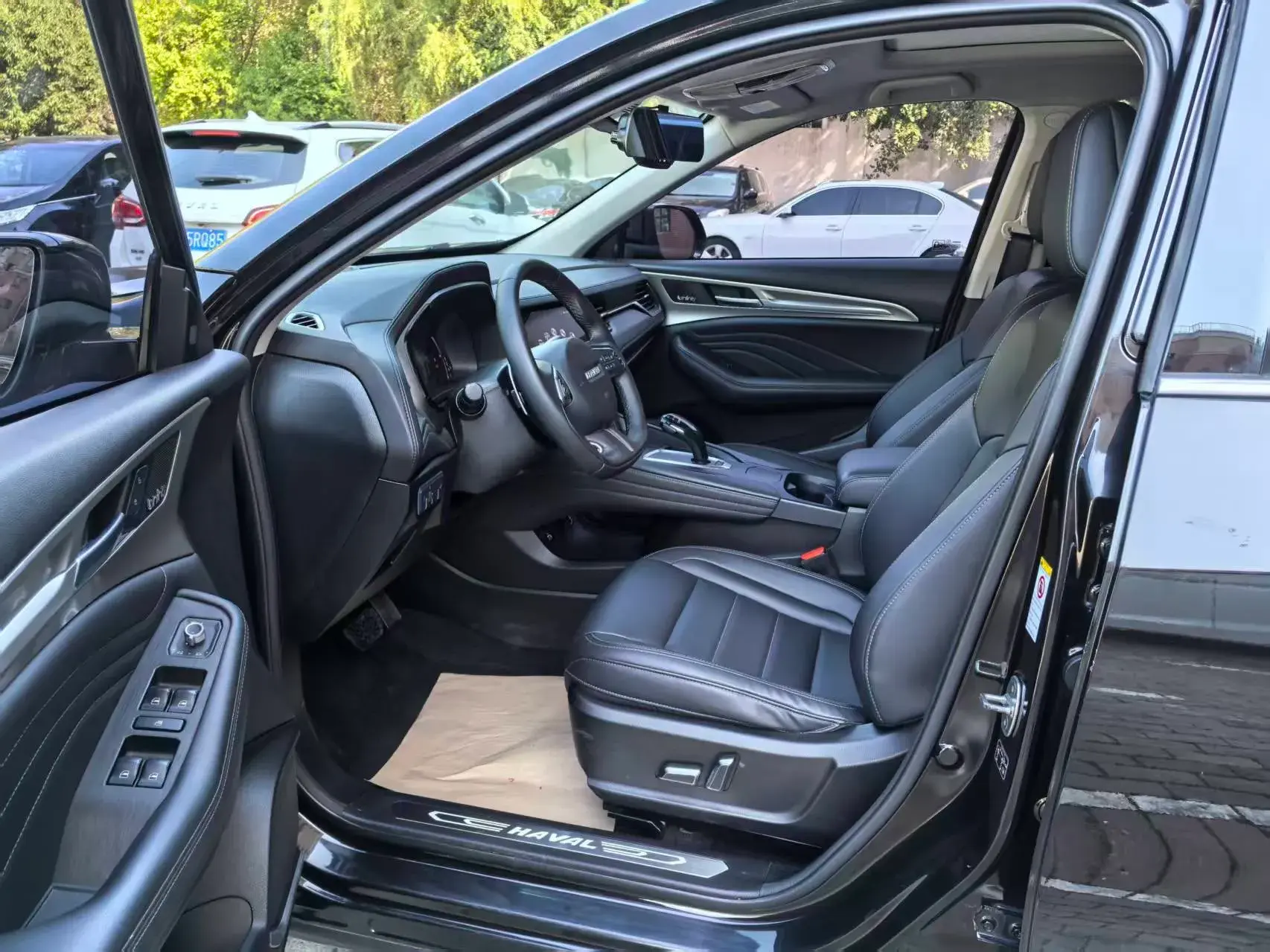 2020 HAVAL F7 thumbnail 4