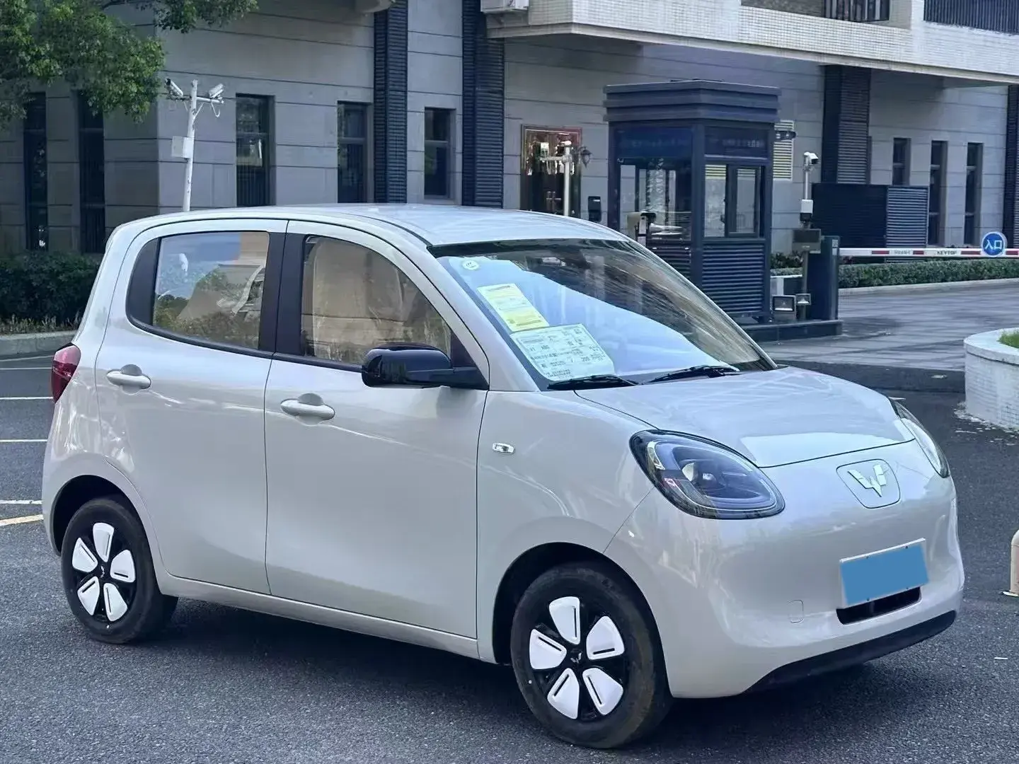 2025 WULING HONGGUANG thumbnail 4