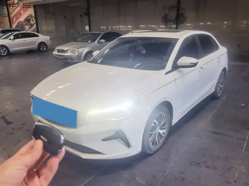 2022 GEELY EMGRAND view 1