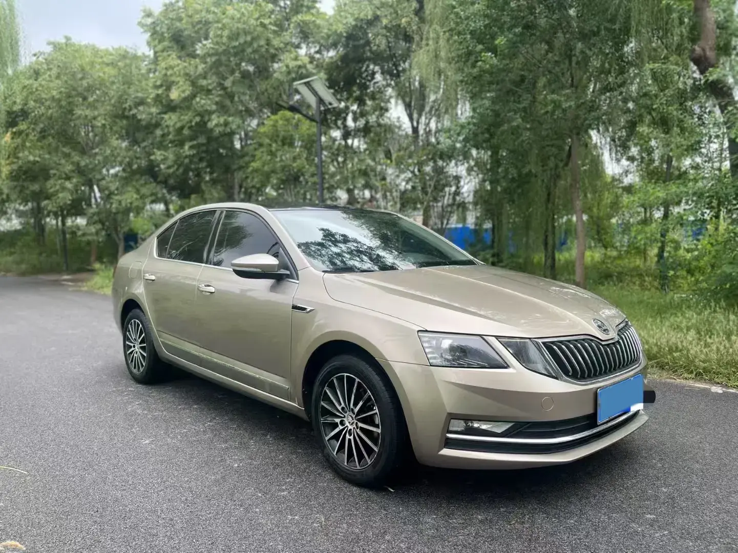 2019 SKODA OCTAVIA thumbnail 3