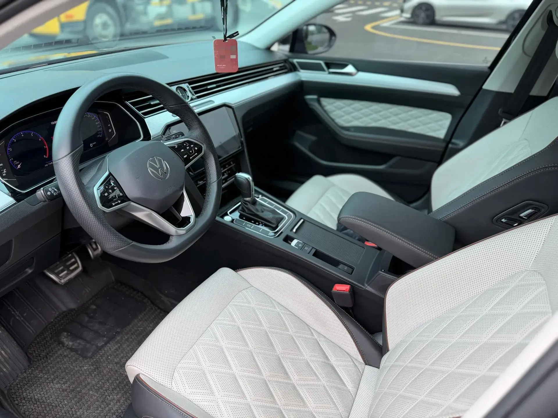 2023 VOLKSWAGEN MAGOTAN thumbnail 4