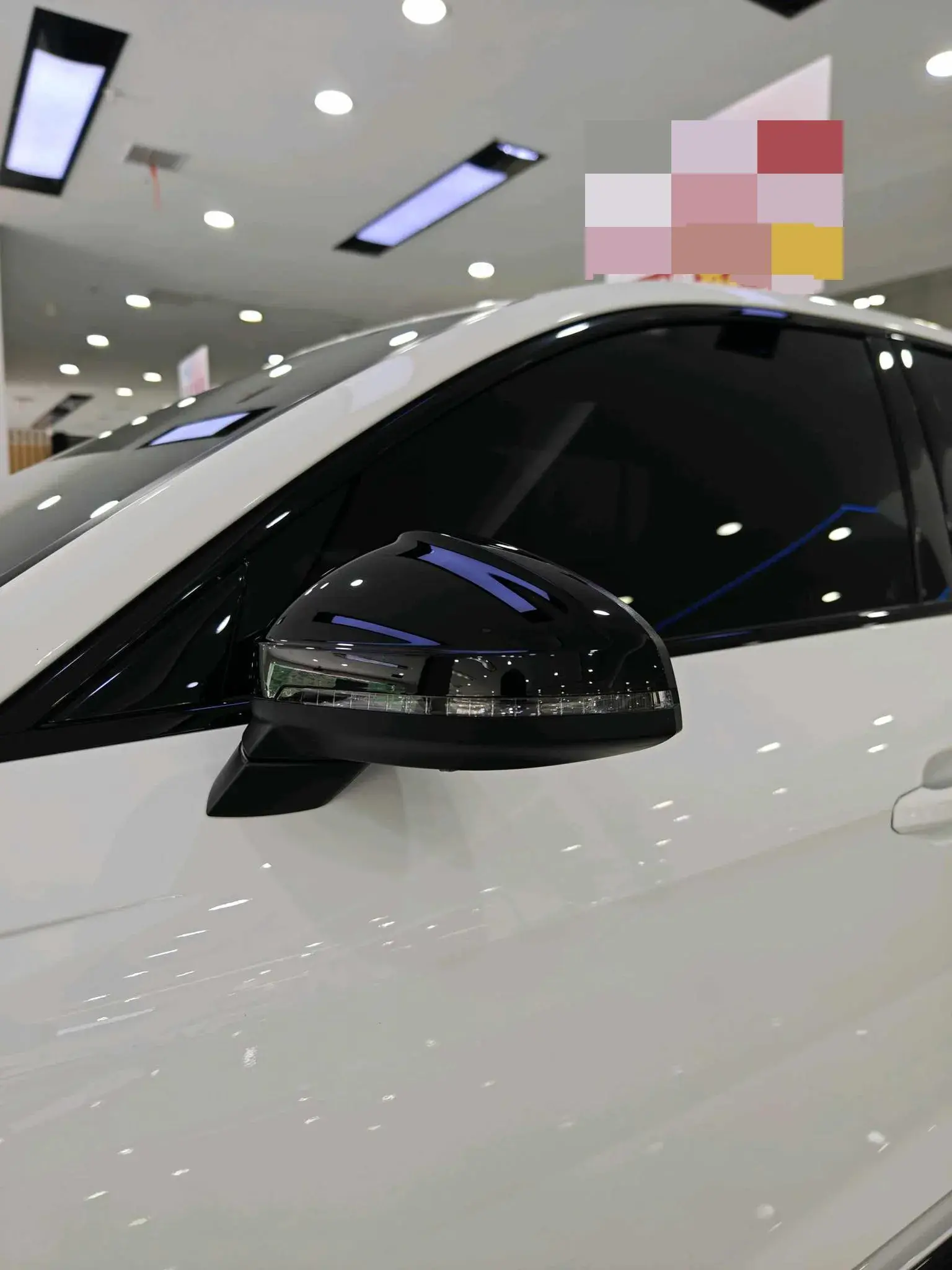 2023 AUDI A4L thumbnail 3