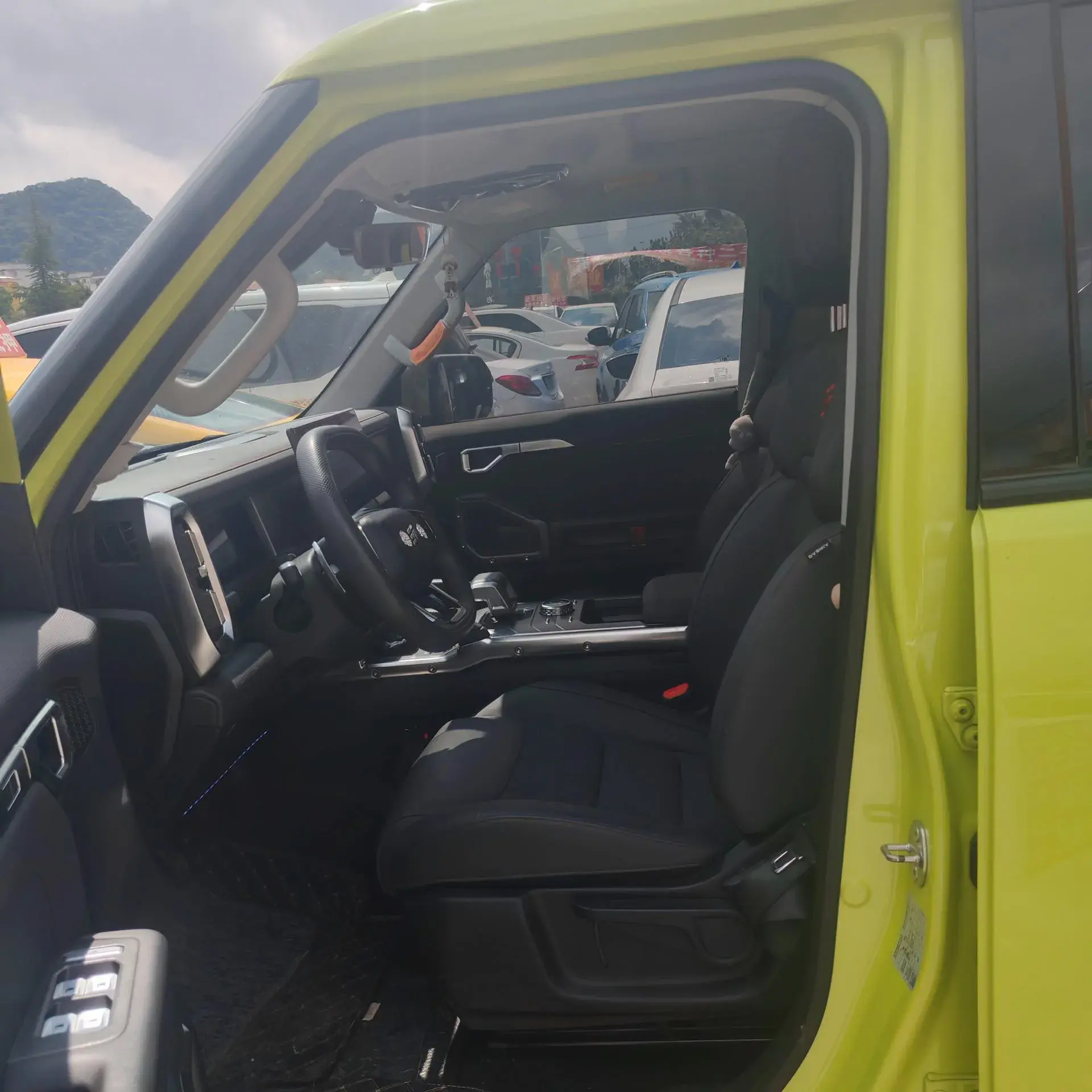 2023 JETOUR TRAVELLER thumbnail 4