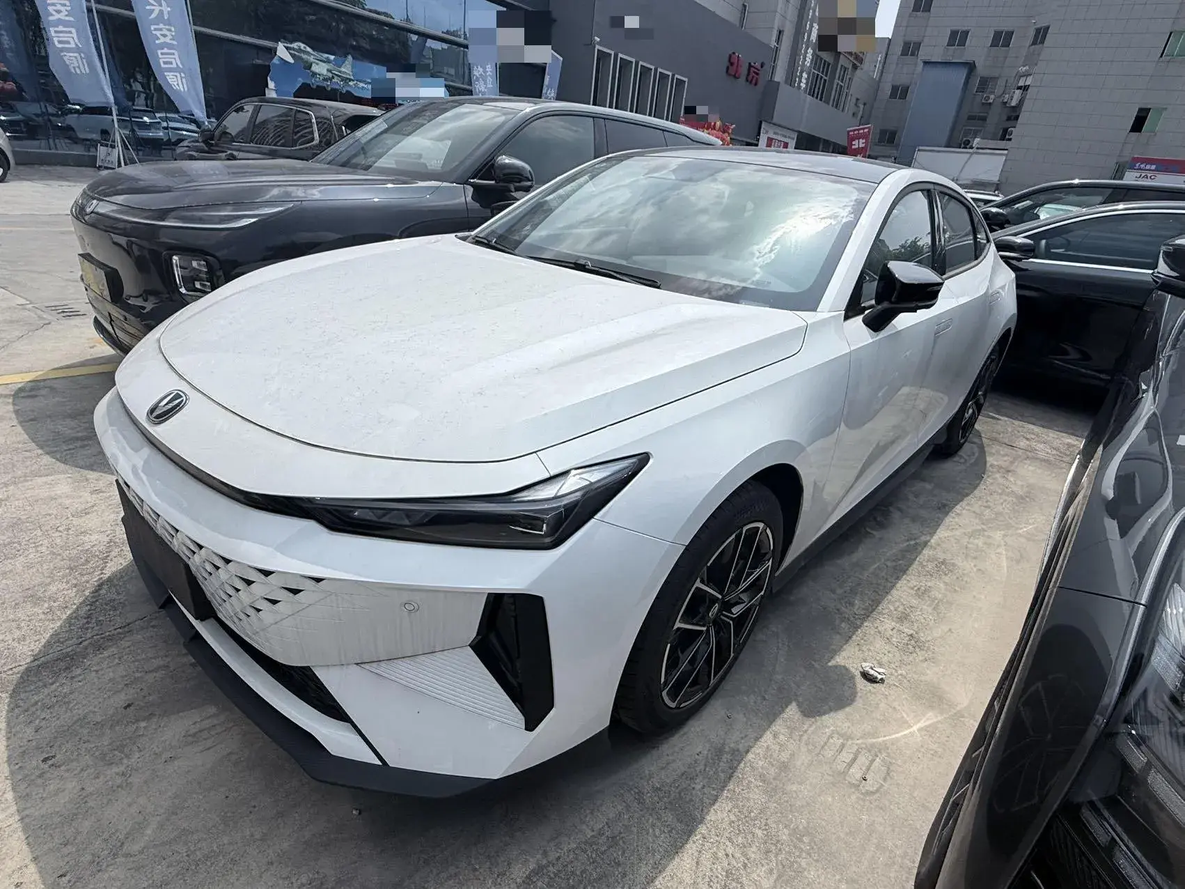 2024 CHANGAN UNI-V view 1