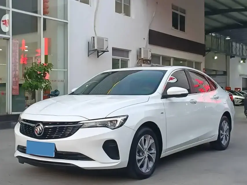 2022 BUICK VERANO view 1