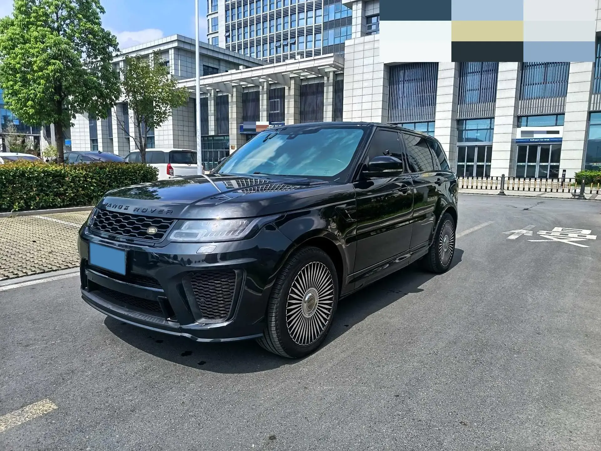 2017 LAND ROVER view 1