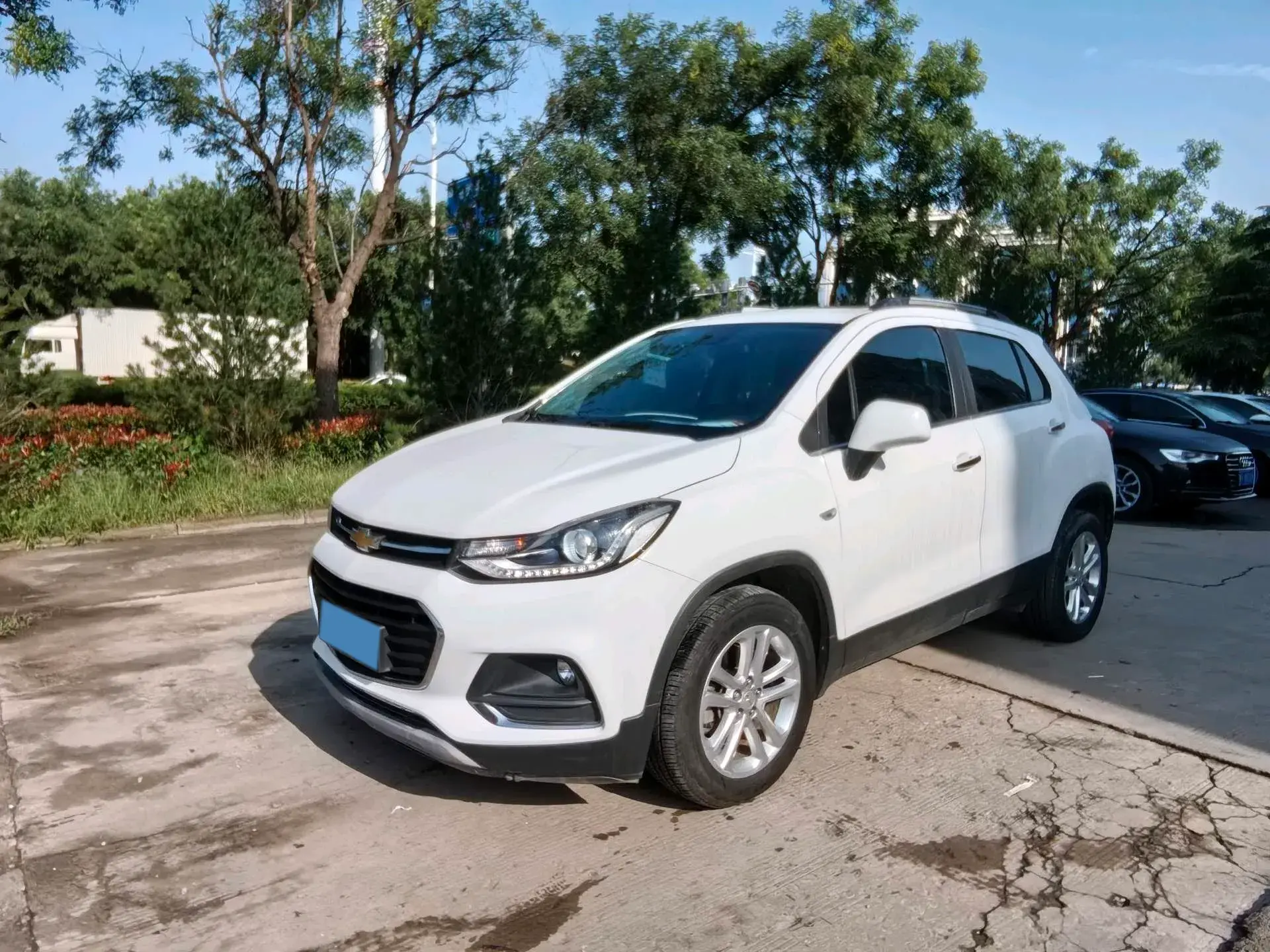 2018 CHEVROLET TRAX view 1