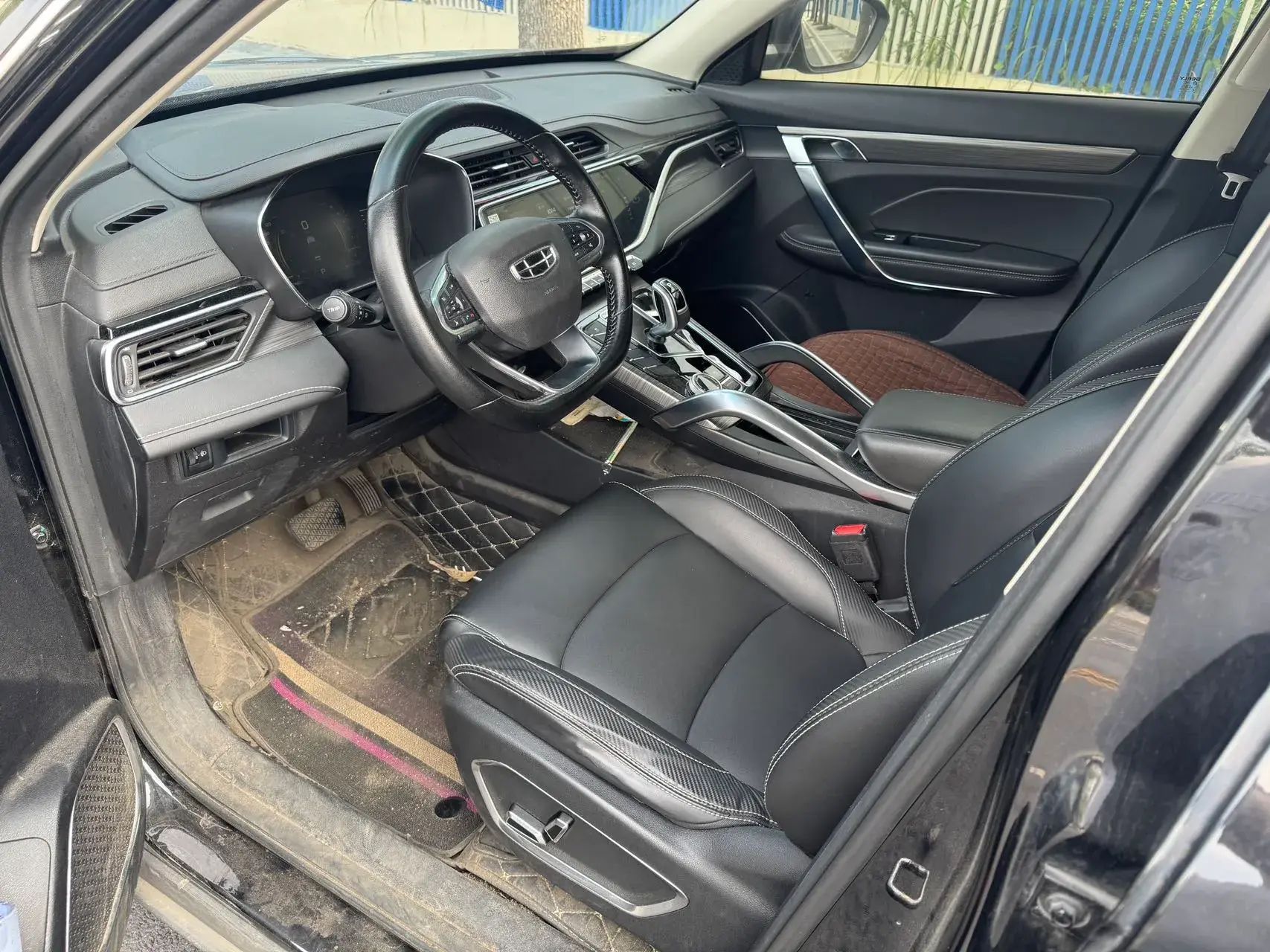 2020 GEELY AZKARRA thumbnail 3