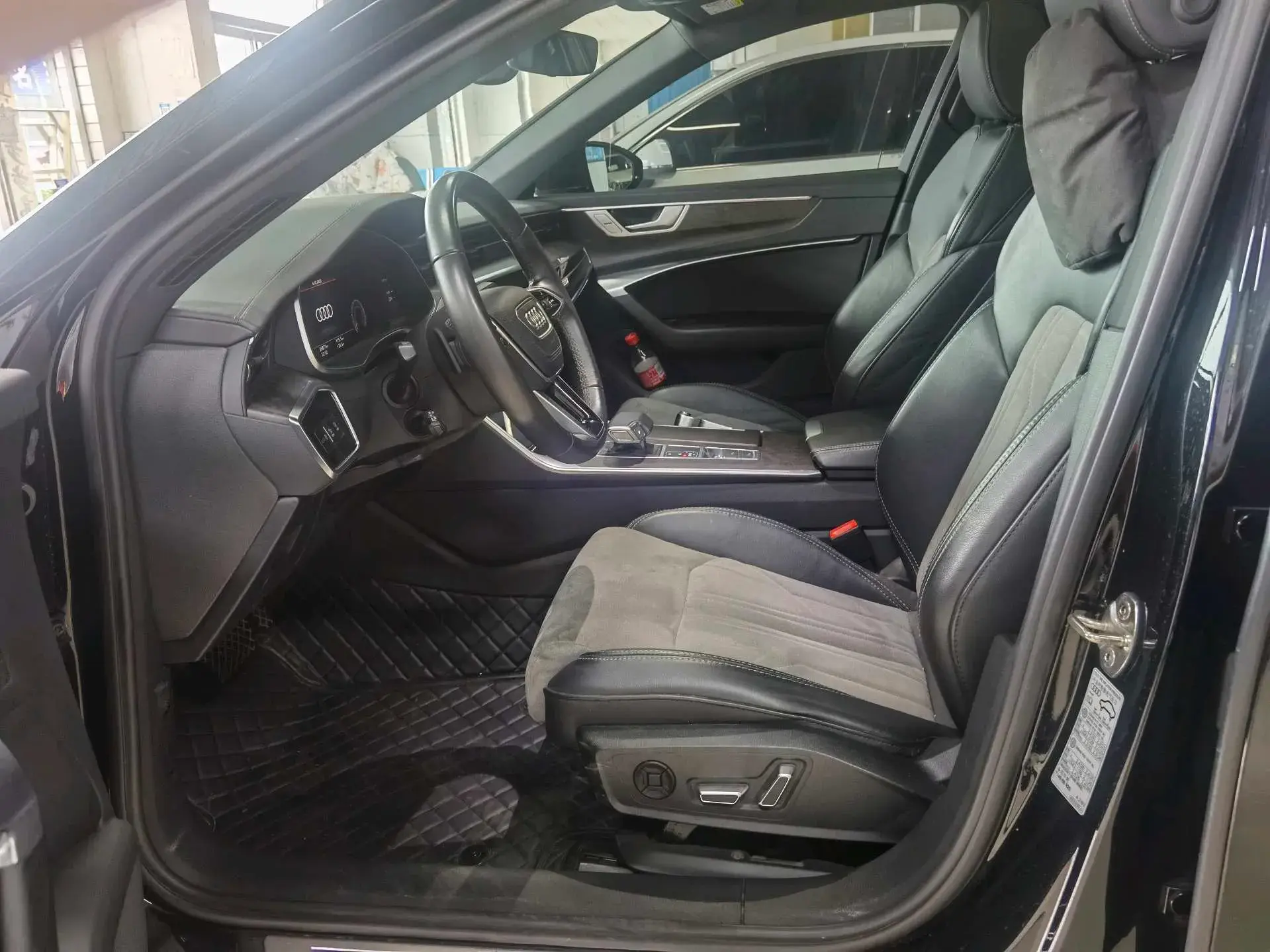 2023 AUDI A6L thumbnail 3