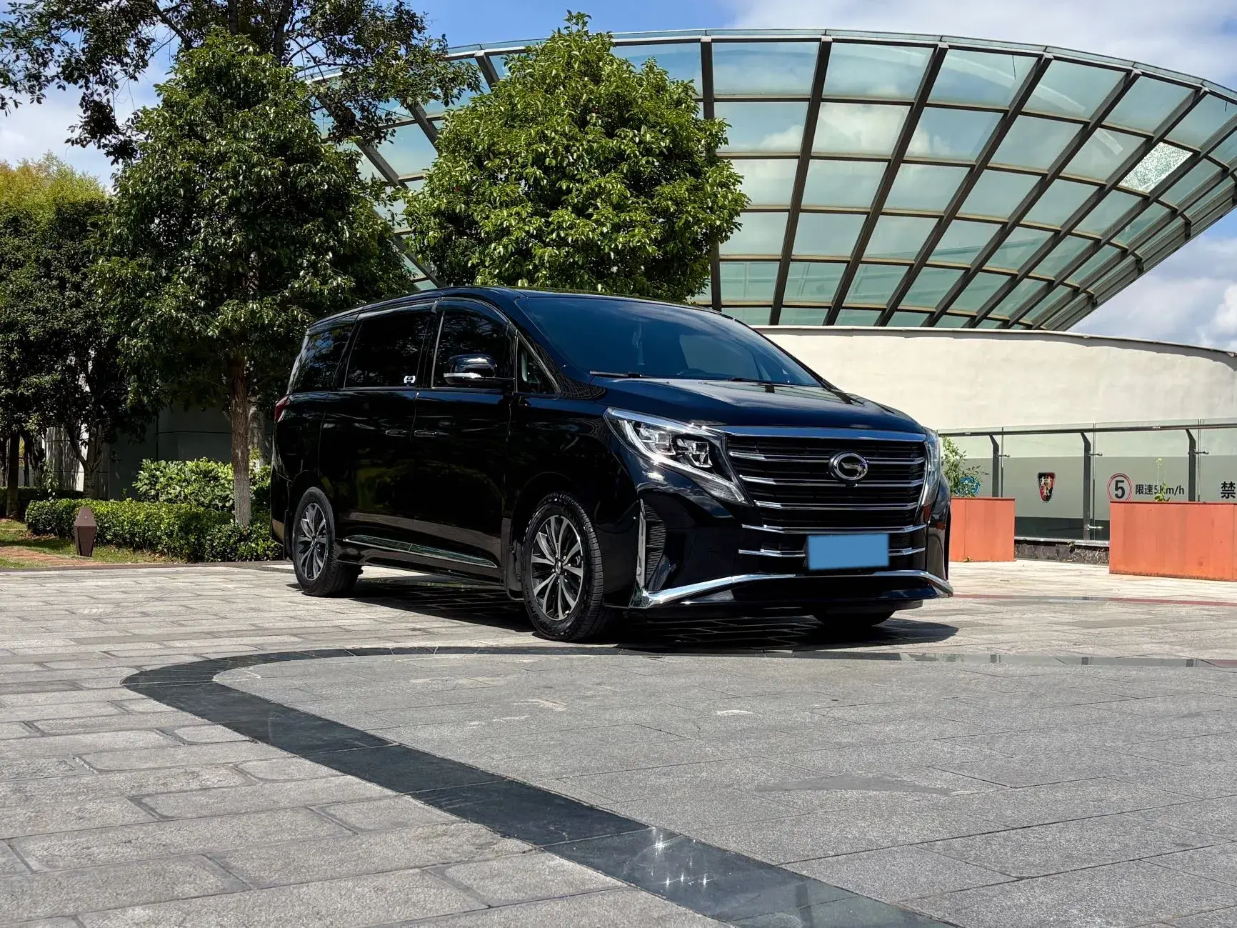 2023 GAC TRUMPCHI thumbnail 3