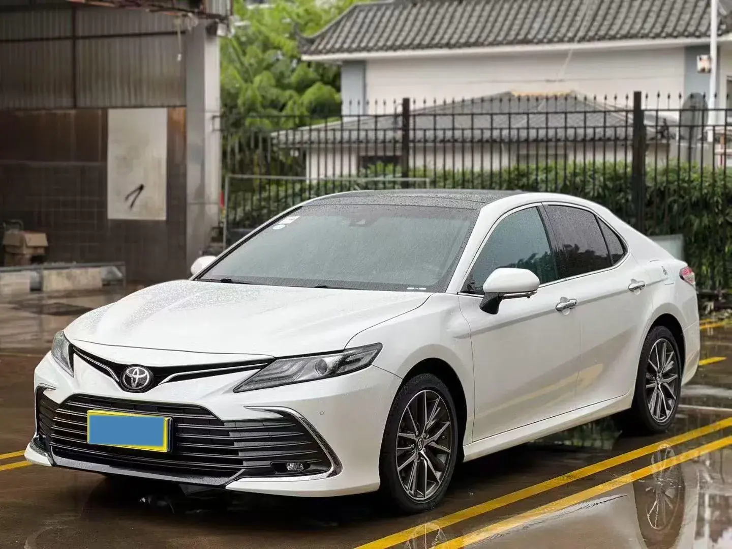 2021 TOYOTA CAMRY view 1