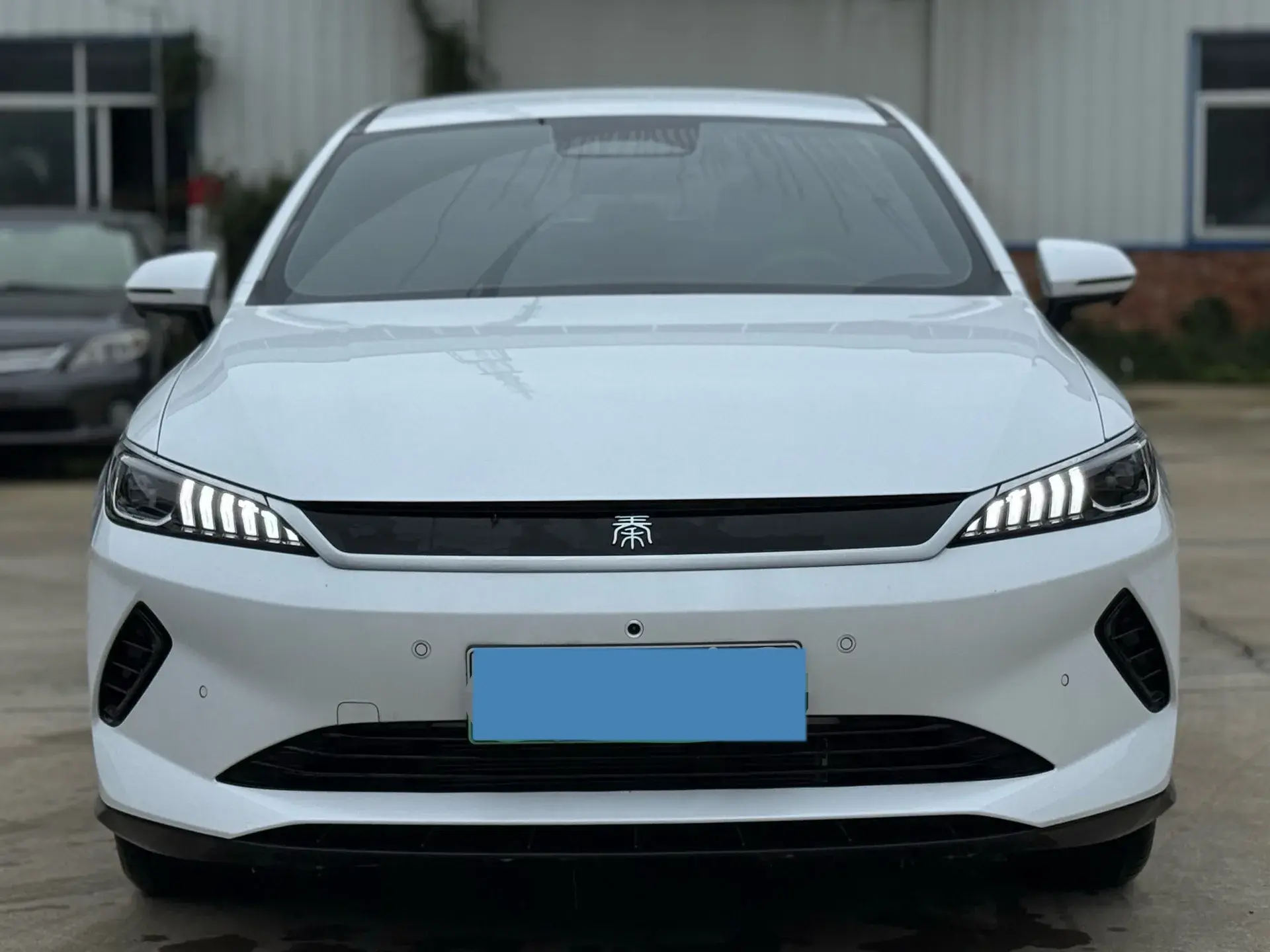 2025 BYD QIN thumbnail 2