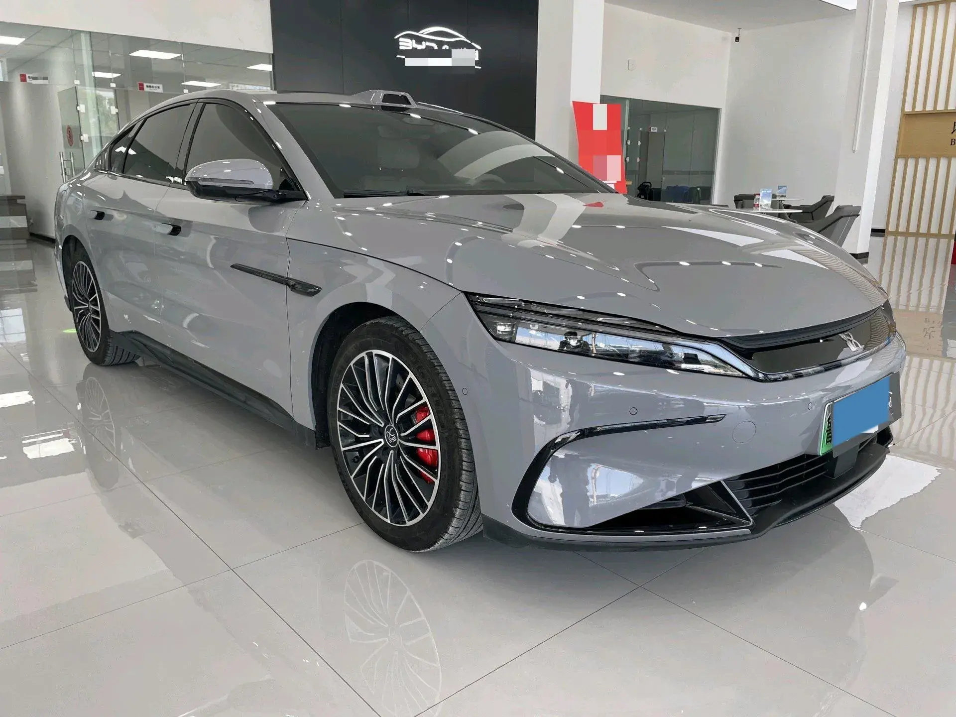 2025 BYD HAN thumbnail 2